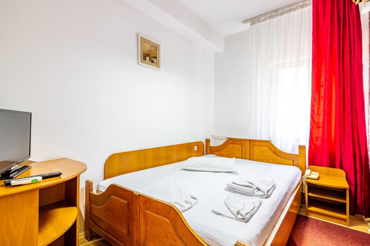 Motel Dasiana Târgu Jiu Dış mekan fotoğraf