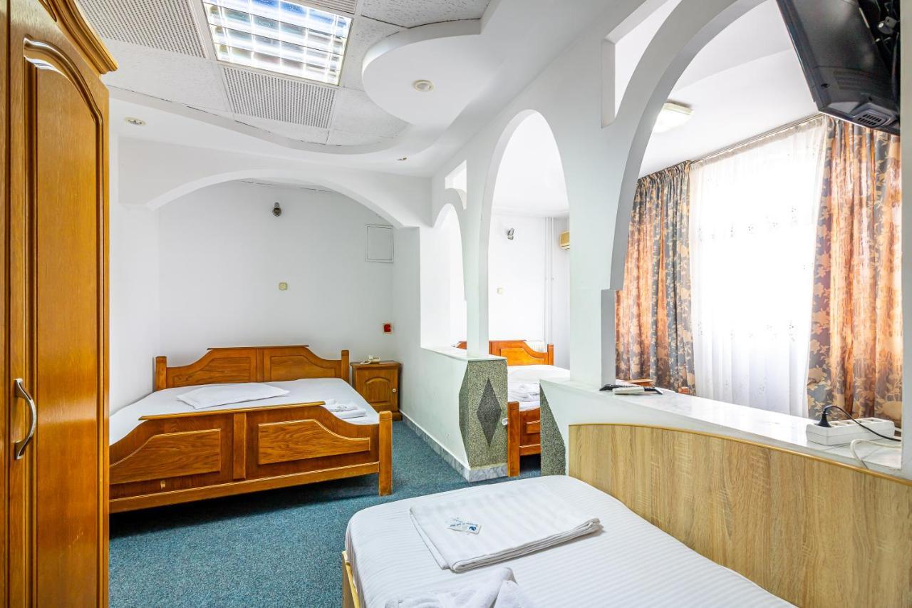 Motel Dasiana Târgu Jiu Dış mekan fotoğraf