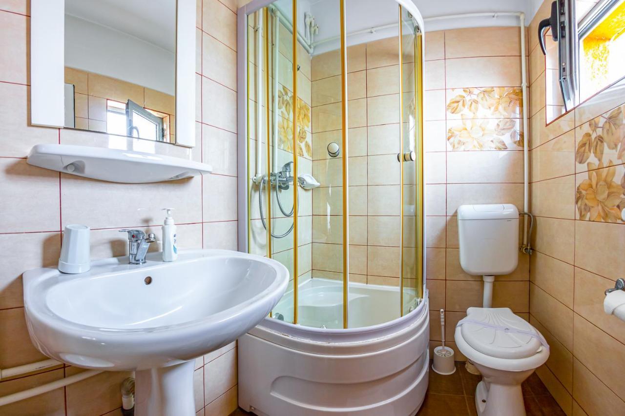 Motel Dasiana Târgu Jiu Dış mekan fotoğraf