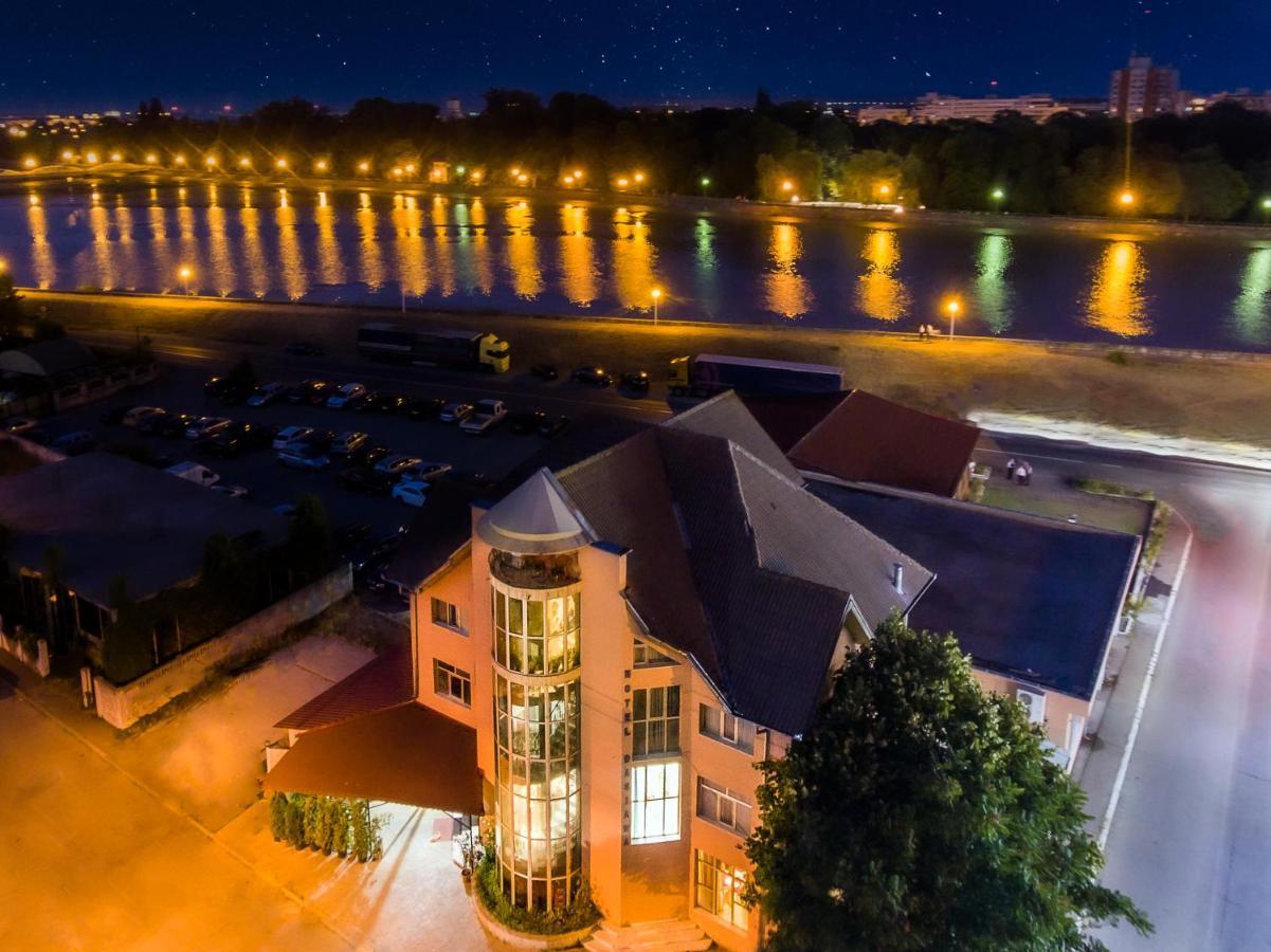 Motel Dasiana Târgu Jiu Dış mekan fotoğraf