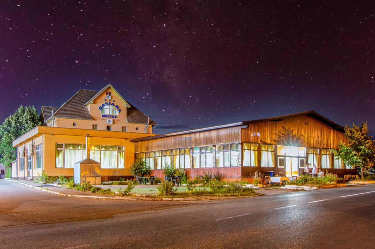 Motel Dasiana Târgu Jiu Dış mekan fotoğraf