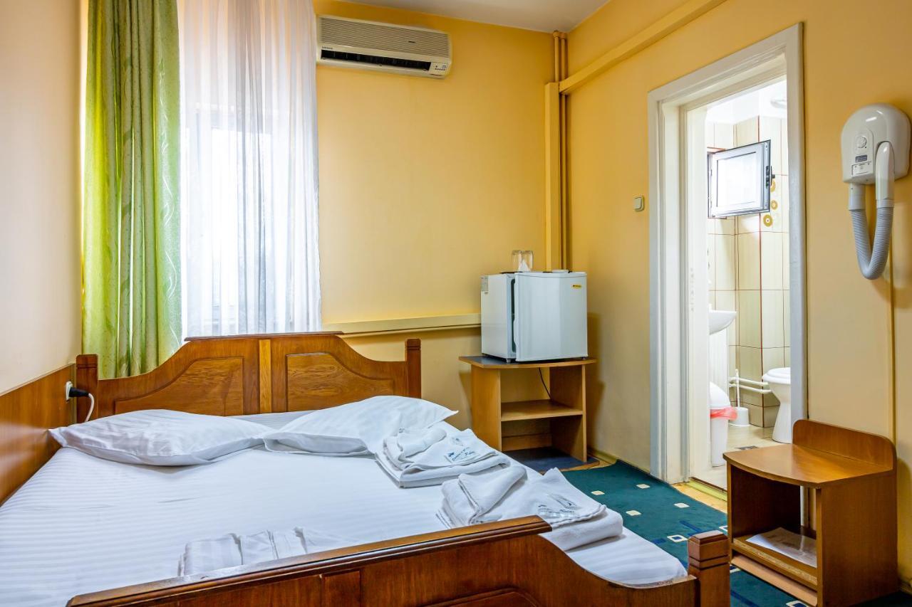 Motel Dasiana Târgu Jiu Dış mekan fotoğraf
